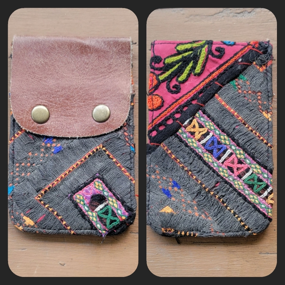 🍳🧠 Free People Boho Embroidered Repurposed vtg banjara hippie Wallet card case